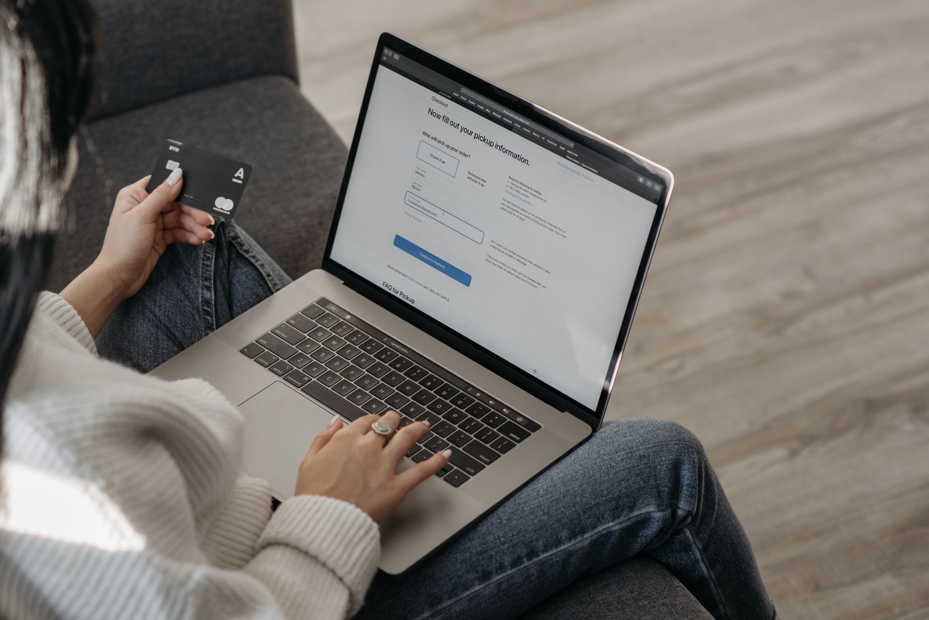 Profil Facebook cloné : que faire quand un proche est copié
